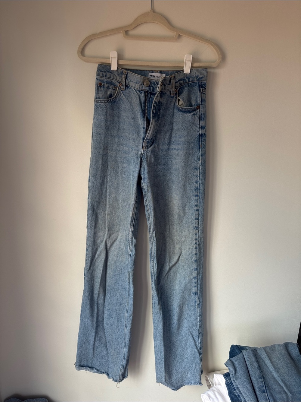Zara Women's Flare Jeans in Light Blue Denim